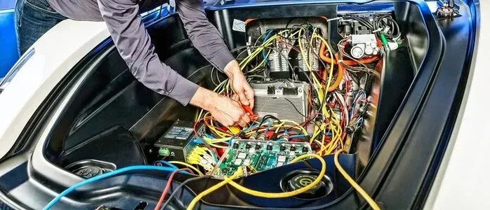 Araç Elektrik Aksamı Arızaları ve En Çok Değiştirilen Parçalar