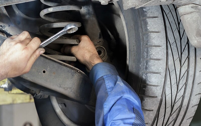 Amortisör Değişimi Aracın Yol Tutuşunu Nasıl Etkiler?